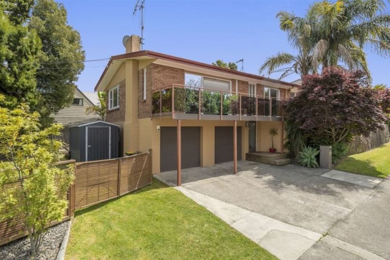 Photo of property in 35 Meadowland Street, Matua, Tauranga, 3110