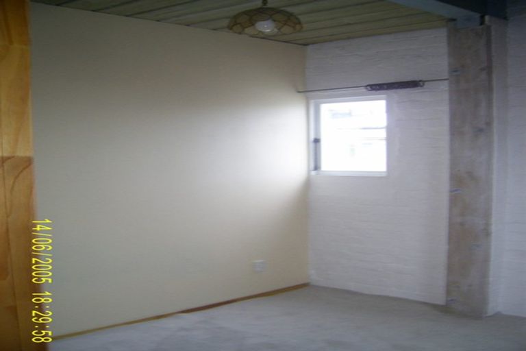 Photo of property in 4a Luxford Street, Berhampore, Wellington, 6023