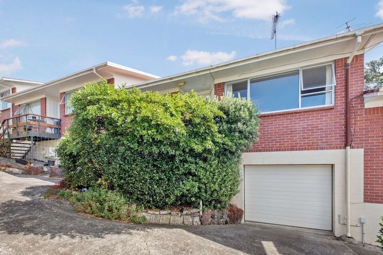 Photo of property in 4/28 Uxbridge Road, Mellons Bay, Auckland, 2014