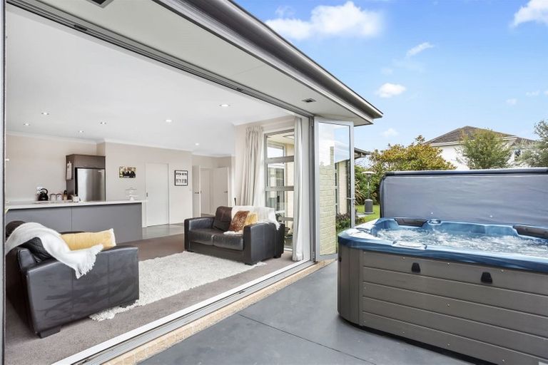 Photo of property in 61 Applefield Court, Northwood, Christchurch, 8051