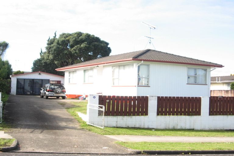 Photo of property in 41 Mcdivitt Street, Manurewa, Auckland, 2102