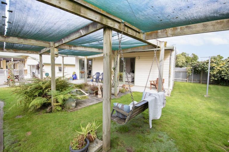 Photo of property in 8 Magdalen Crescent, Pirimai, Napier, 4112