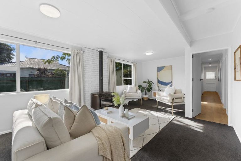 Photo of property in 46b Te Rauparaha Street, Otaki, 5512