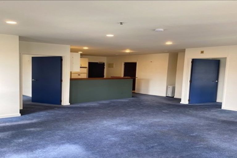 Photo of property in Terrace Heights Apartments, 9b/163 The Terrace, Wellington Central, Wellington, 6011