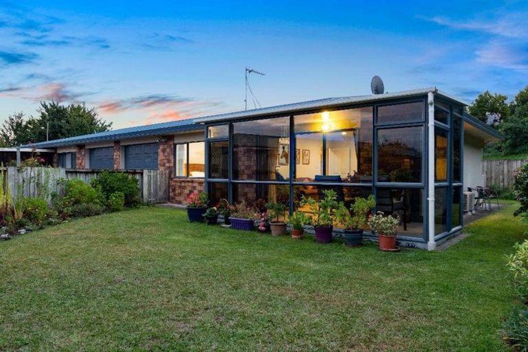 Photo of property in 54f Carlisle Street, Greerton, Tauranga, 3112