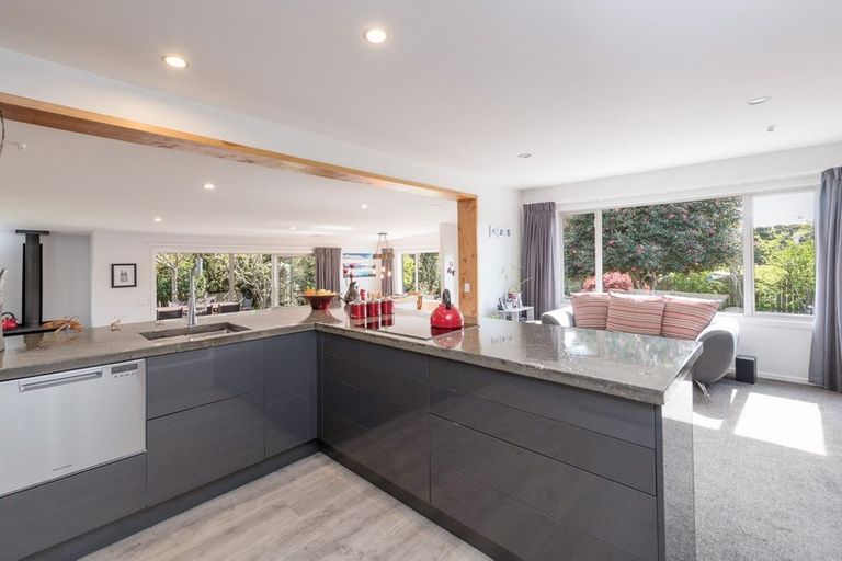 Photo of property in 1 Bird Lane, Wakefield, 7025