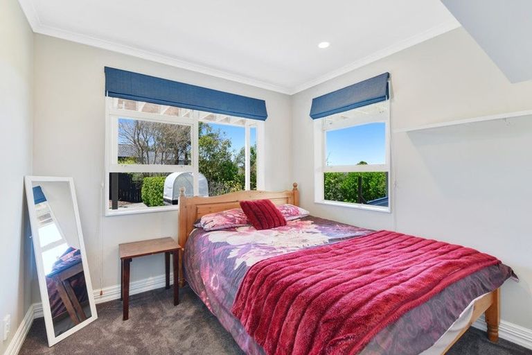 Photo of property in 56 Waldorf Crescent, Orewa, 0931