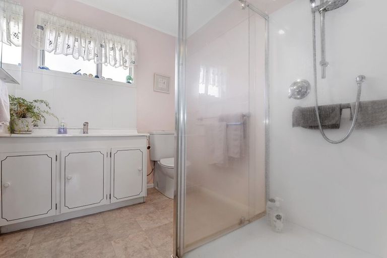 Photo of property in 19a Fairview Road, Western Heights, Rotorua, 3015