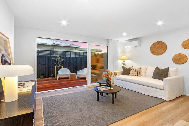 Photo of property in 6/23 Woodville Street, Edgeware, Christchurch, 8013