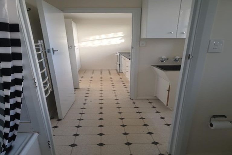 Photo of property in 12 Worcester Street, West End, Palmerston North, 4410