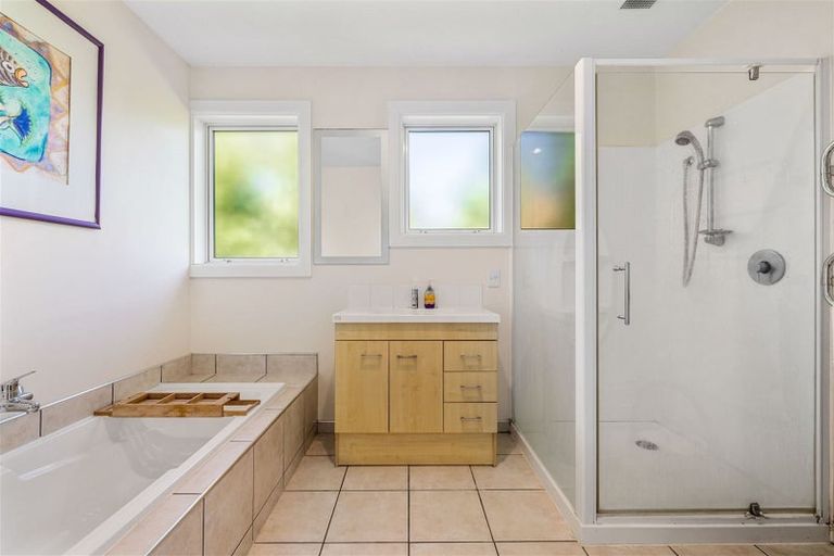 Photo of property in 63 Grahams Road, Burnside, Christchurch, 8041