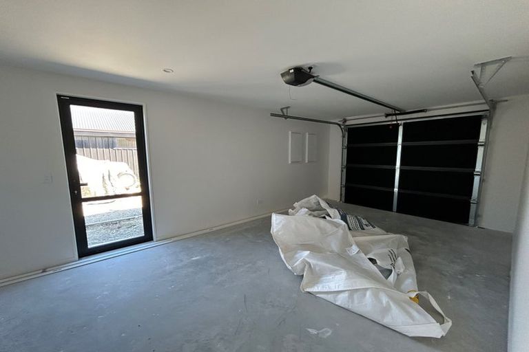Photo of property in 141 Burdon Loop, Lake Hawea, 9382