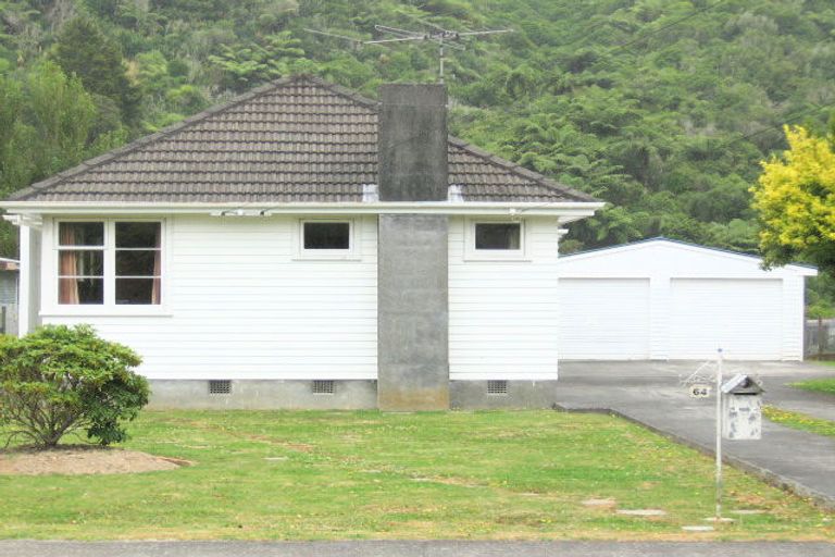 Photo of property in 64 Black Beech Street, Birchville, Upper Hutt, 5018