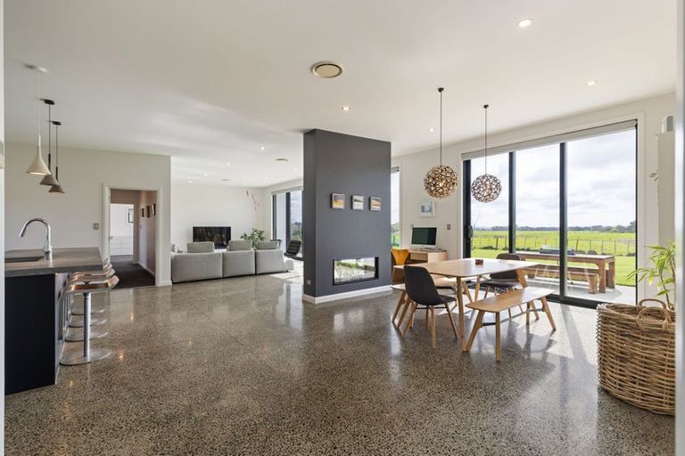 Photo of property in 26 Tula Lane, Kelvin Grove, Palmerston North, 4470