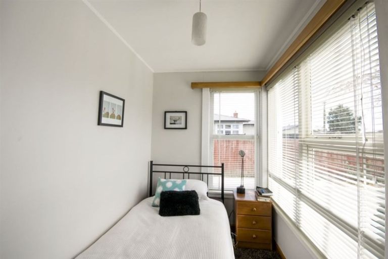 Photo of property in 373 Yaldhurst Road, Russley, Christchurch, 8042