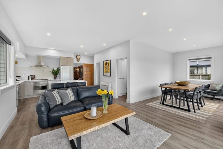 Photo of property in 77 Tomes Road, St Albans, Christchurch, 8052