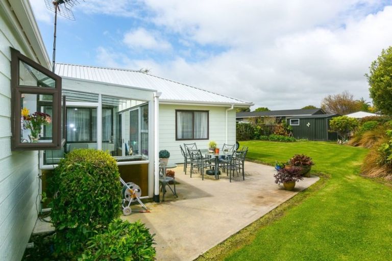 Photo of property in 6 Dillon Drive, Bell Block, New Plymouth, 4312