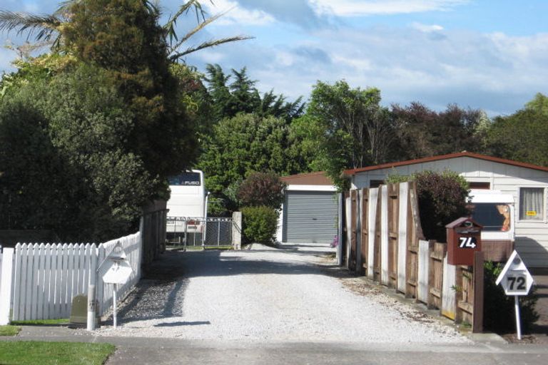 Photo of property in 74 Anzac Street, Gisborne, 4010