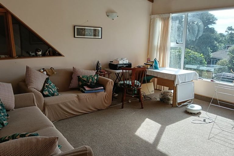 Photo of property in 16 Furneaux Grove, Whitby, Porirua, 5024