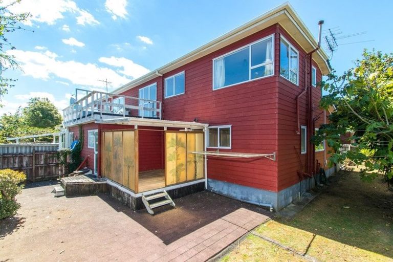 Photo of property in 2/14 Esmonde Road, Takapuna, Auckland, 0622