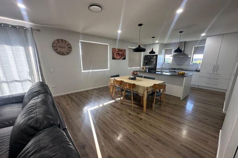 Photo of property in 17 Carmella Drive, Rolleston, 7615