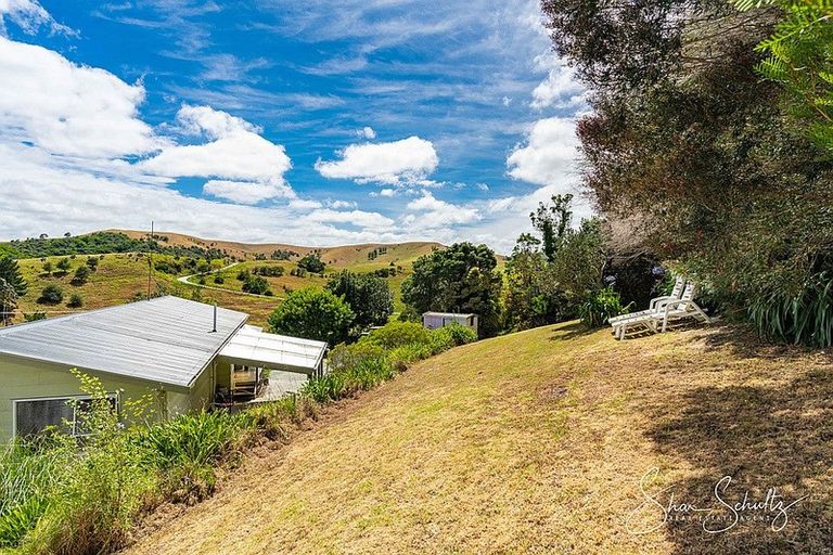 Photo of property in 1111 Whakapirau Road, Whakapirau, Maungaturoto, 0583