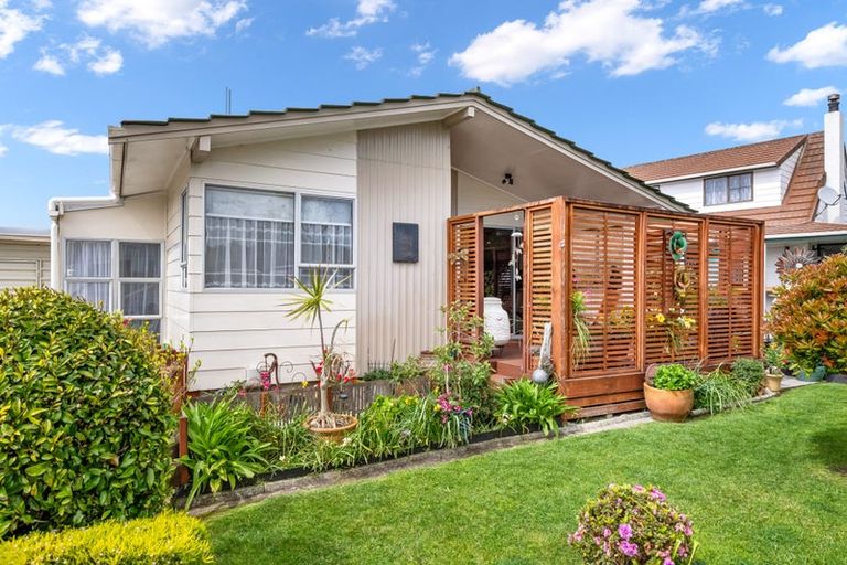 Photo of property in 1 Coleridge Place, Tikipunga, Whangarei, 0112