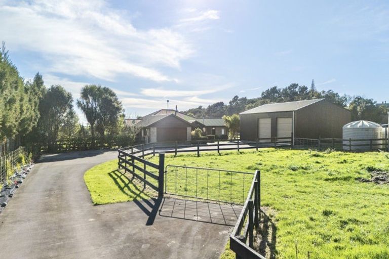 Photo of property in 334 Henwood Road, Hillsborough, New Plymouth, 4372