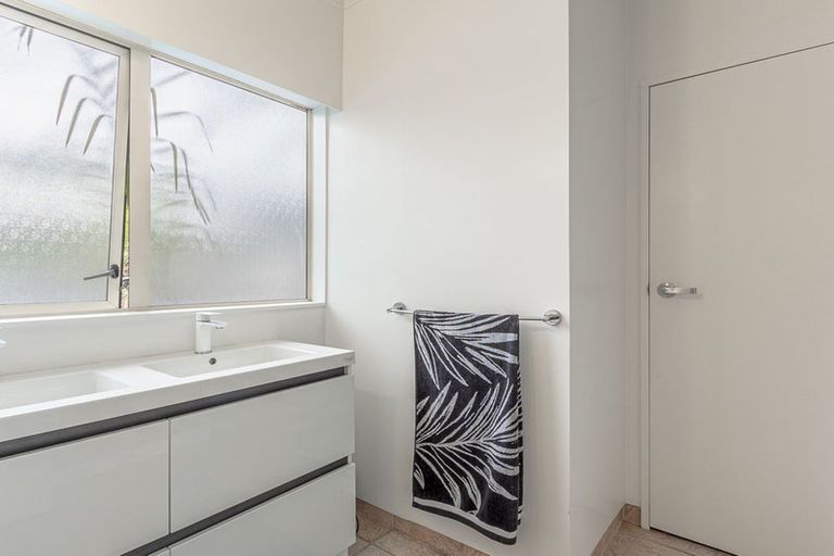 Photo of property in 103 Hillcrest Road, Raumati Beach, Paraparaumu, 5032