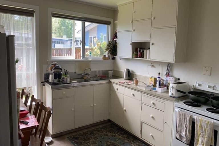 Photo of property in 14 Nimon Street, Havelock North, 4130