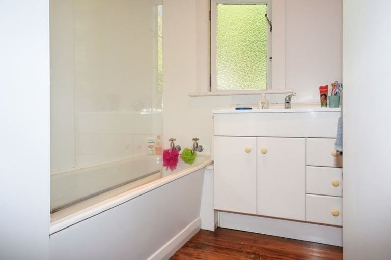 Photo of property in 3 Scotland Street, Roxburgh, 9500