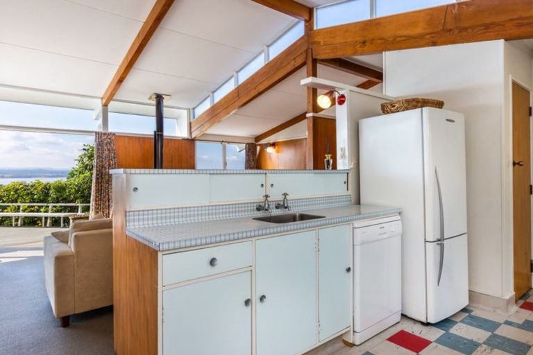 Photo of property in 17 Te Kopua Street, Acacia Bay, Taupo, 3330