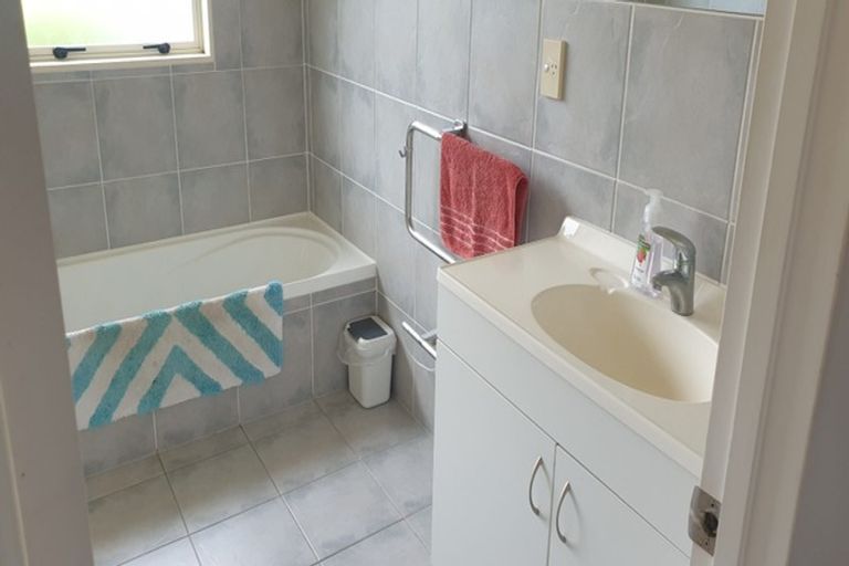 Photo of property in 39a Sheehan Avenue, Papakura, 2110