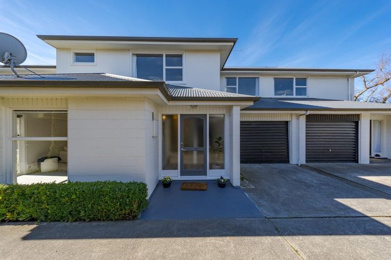Photo of property in 3/58 Office Road, Merivale, Christchurch, 8014