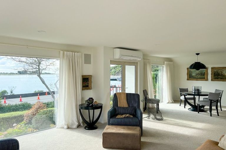 Photo of property in 256 Main Road, Moncks Bay, Christchurch, 8081