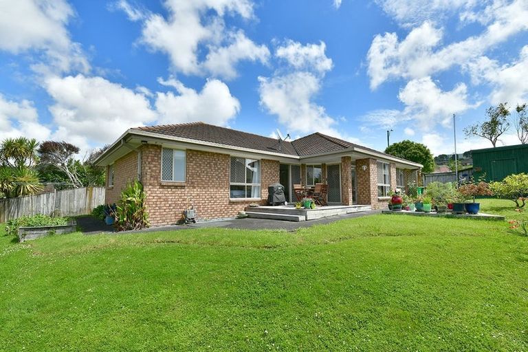 Photo of property in 31 Cabeleigh Drive, Helensville, 0800