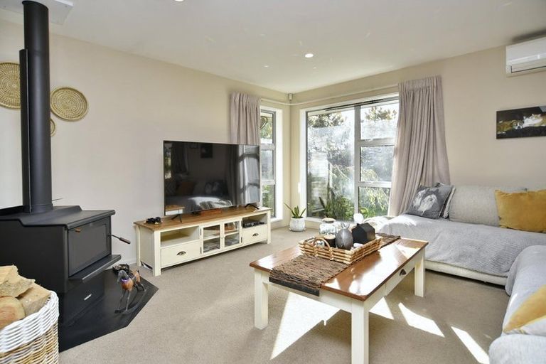 Photo of property in 12 Galatos Street, Rangiora, 7400