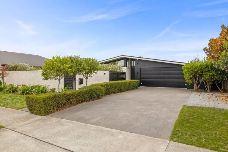 Photo of property in 16 Sutherland Drive, Kaiapoi, 7630