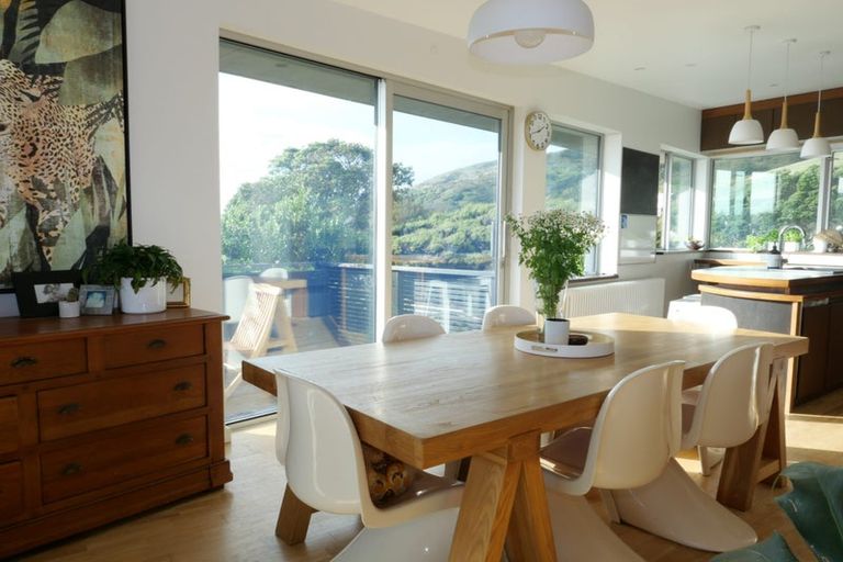 Photo of property in 4 Pa Road, Pukerua Bay, 5026