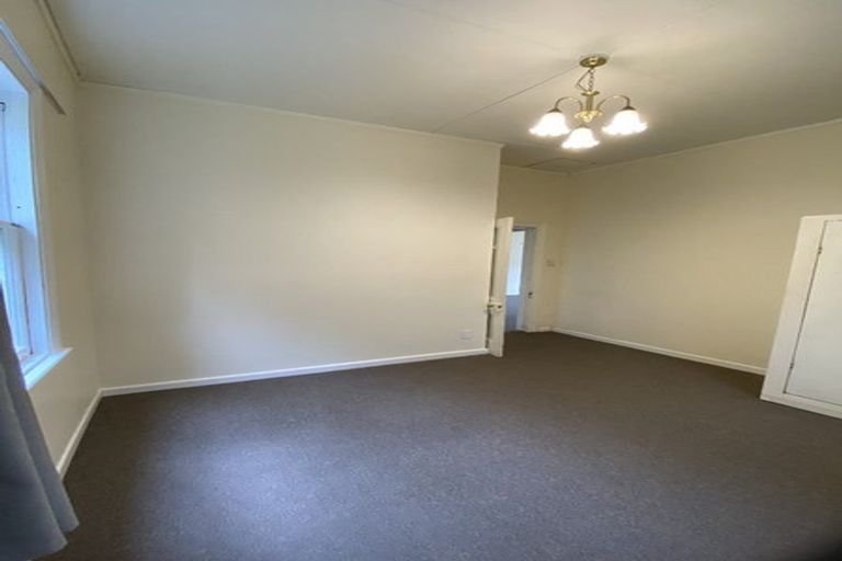 Photo of property in 164 Glenmore Street, Northland, Wellington, 6012