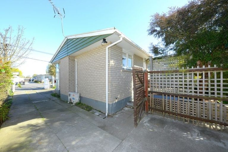 Photo of property in 78a Packe Street, Edgeware, Christchurch, 8013