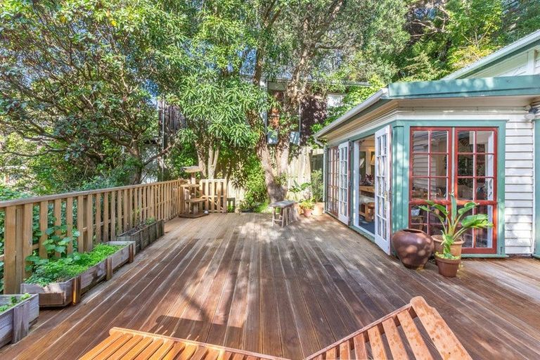 Photo of property in 44 Gordon Road, Plimmerton, Porirua, 5026