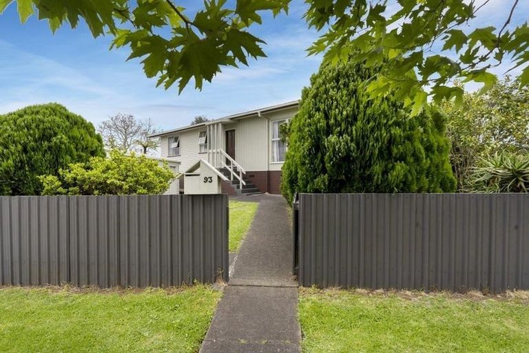 Photo of property in 93 Crawford Avenue, Mangere Bridge, Auckland, 2022