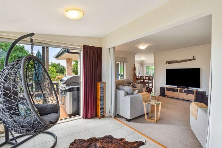 Photo of property in 68b Papaitonga Lake Road, Ohau, Levin, 5570