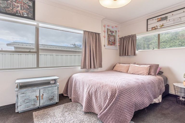 Photo of property in 103 Hillcrest Road, Raumati Beach, Paraparaumu, 5032