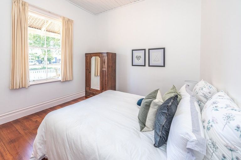 Photo of property in 17 London Street, Aramoho, Whanganui, 4500