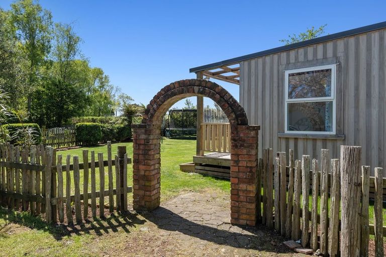 Photo of property in 5 Wynyard Street, Normanby, Hawera, 4614
