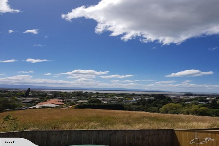 Photo of property in 14 Penny Lane, Silverstream, Upper Hutt, 5019