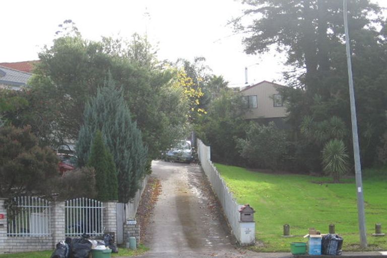 Photo of property in 1/11 Spears Place, Botany Downs, Auckland, 2010