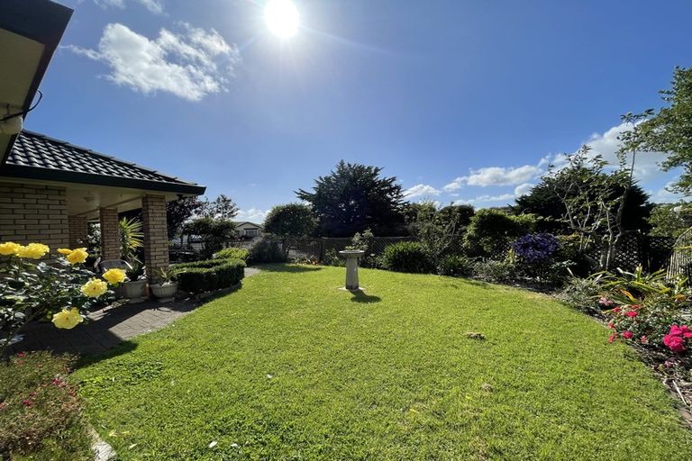 Photo of property in 85 Burswood Drive, Burswood, Auckland, 2013